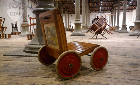 You take a seat, I take a picture @ Semperdepot